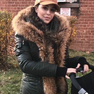 Nicole Benitsi coat